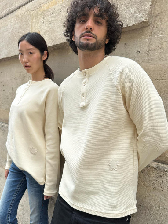 Longsleeve Thermal Flower Cream SS26 | Maison Guava