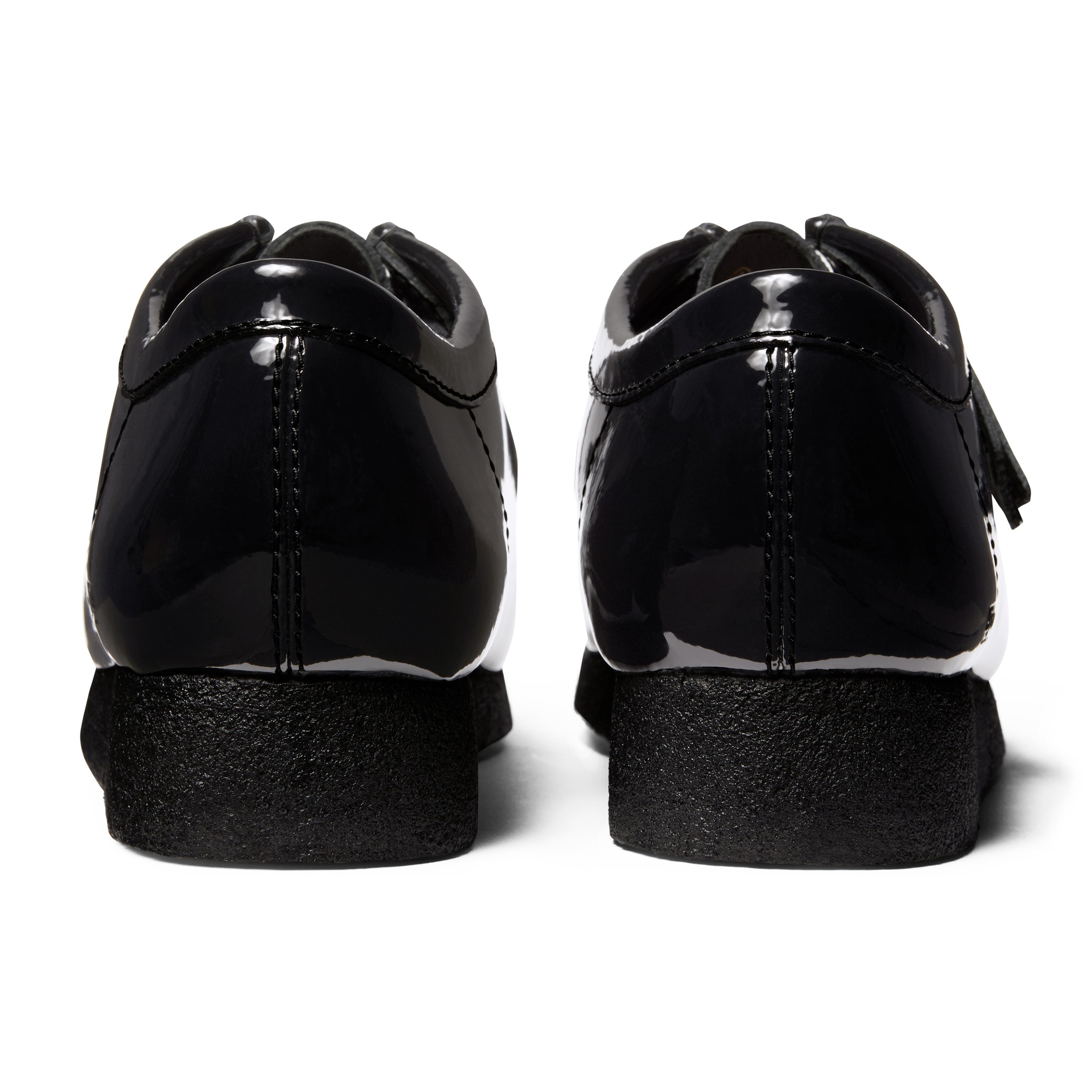 Low-top Patent Black | Supreme x Clarks Wallabee