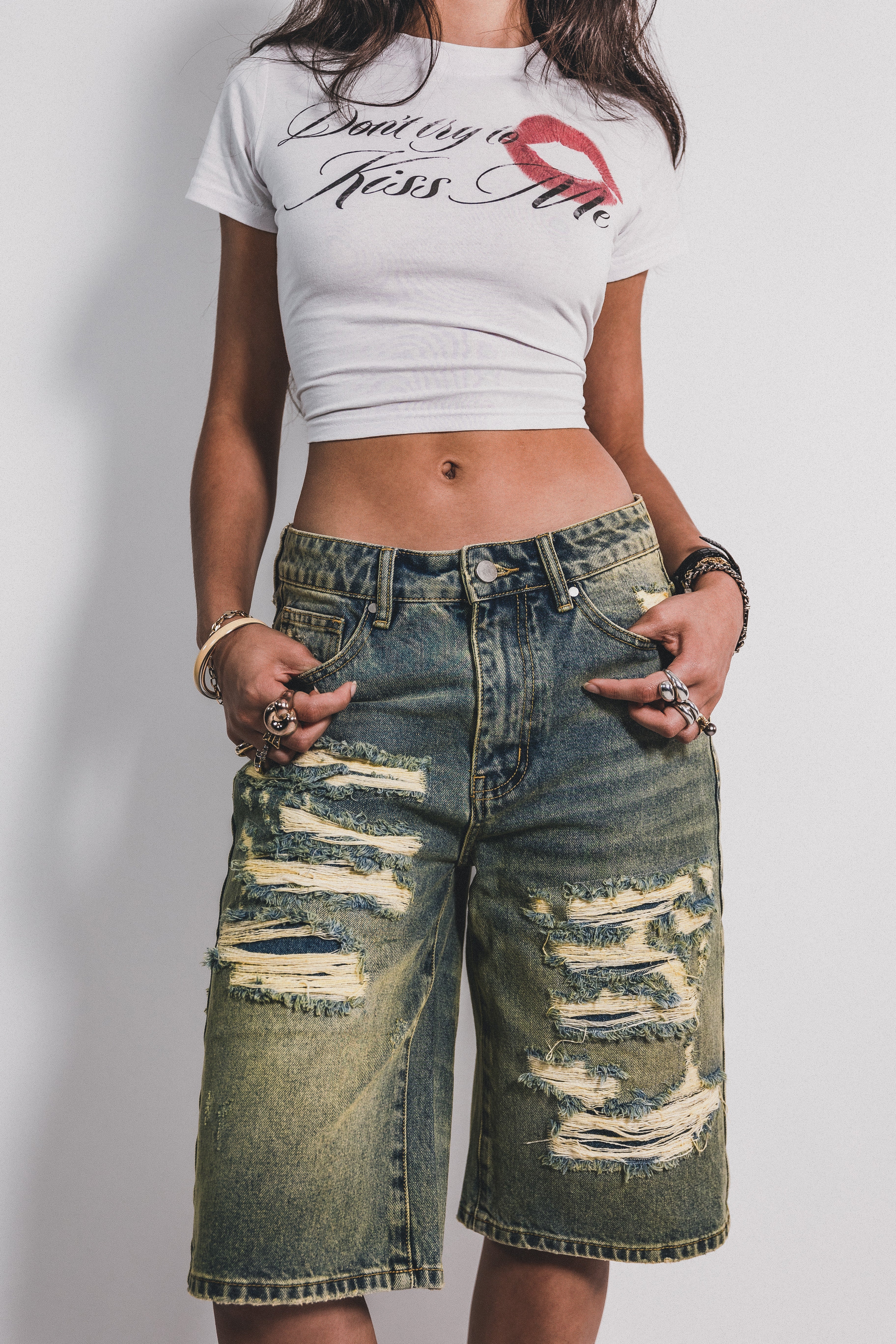 Denim Shorts Kiss Me Distressed  | VSNS