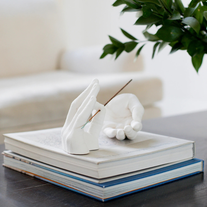 Home Fragrance Casted Hands Incense Holder | Curves