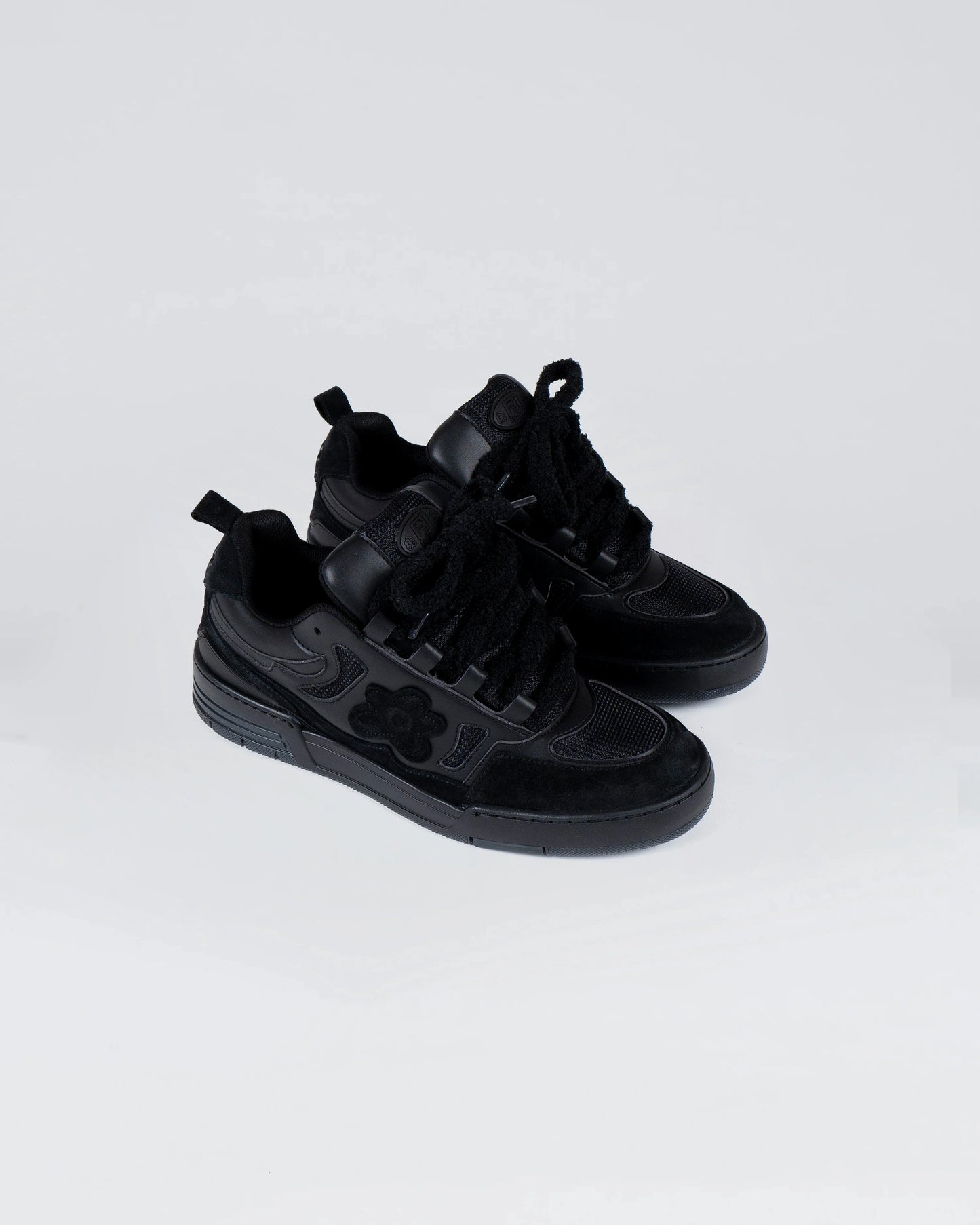 Sneakers Veuve Black | Flower Instinct