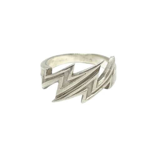 Ring Lightning Bolt | Seams