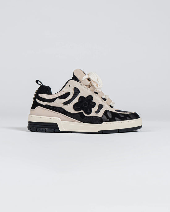 Hi-top Black Tar | Flower Instincts