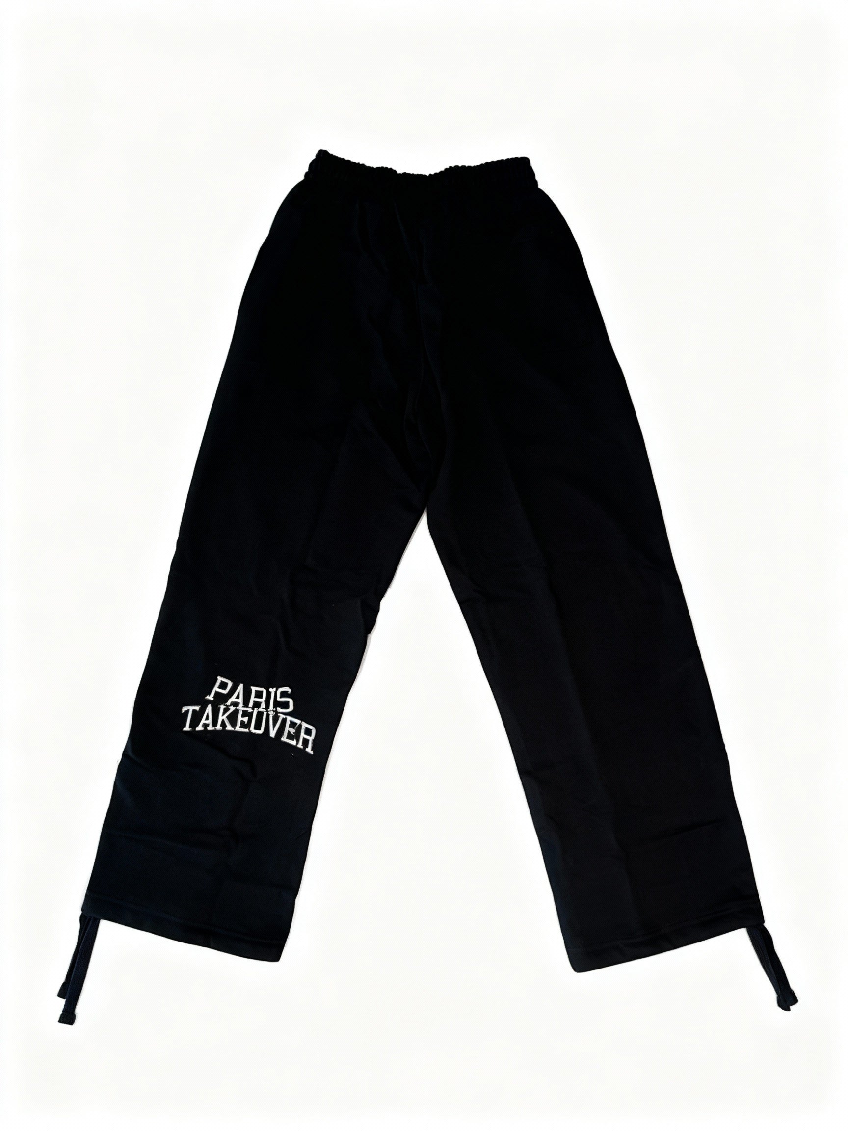 Joggers Take Over Black  | Maison Guava