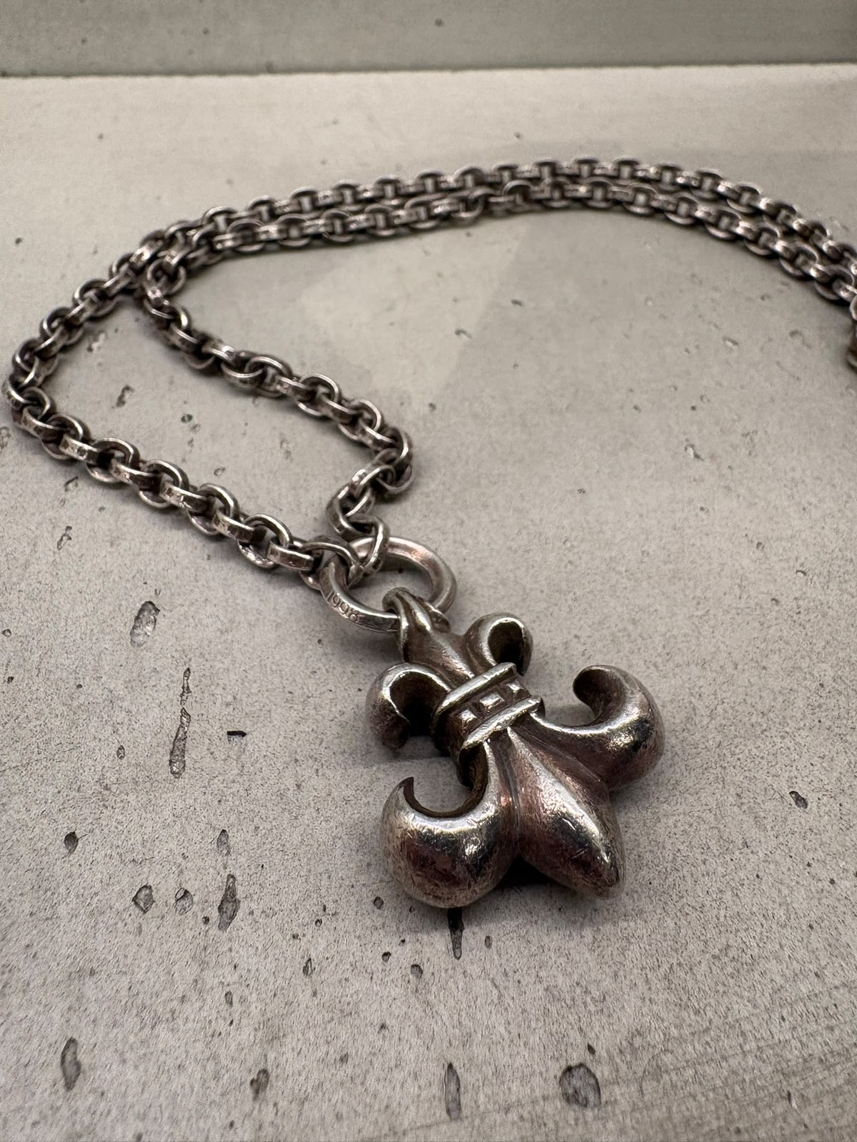 Pendant Fleur De Lys + Paper Chain | Chrome Hearts, Accessories, view 2