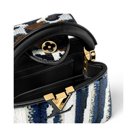 Mini bag Capucines Mini | Louis Vuitton