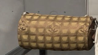 Bag Sports Line Kaki | Chanel, Bags, view 2