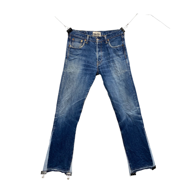 Jean CLUB D'ART SAUVAGE Levi's bleu flared